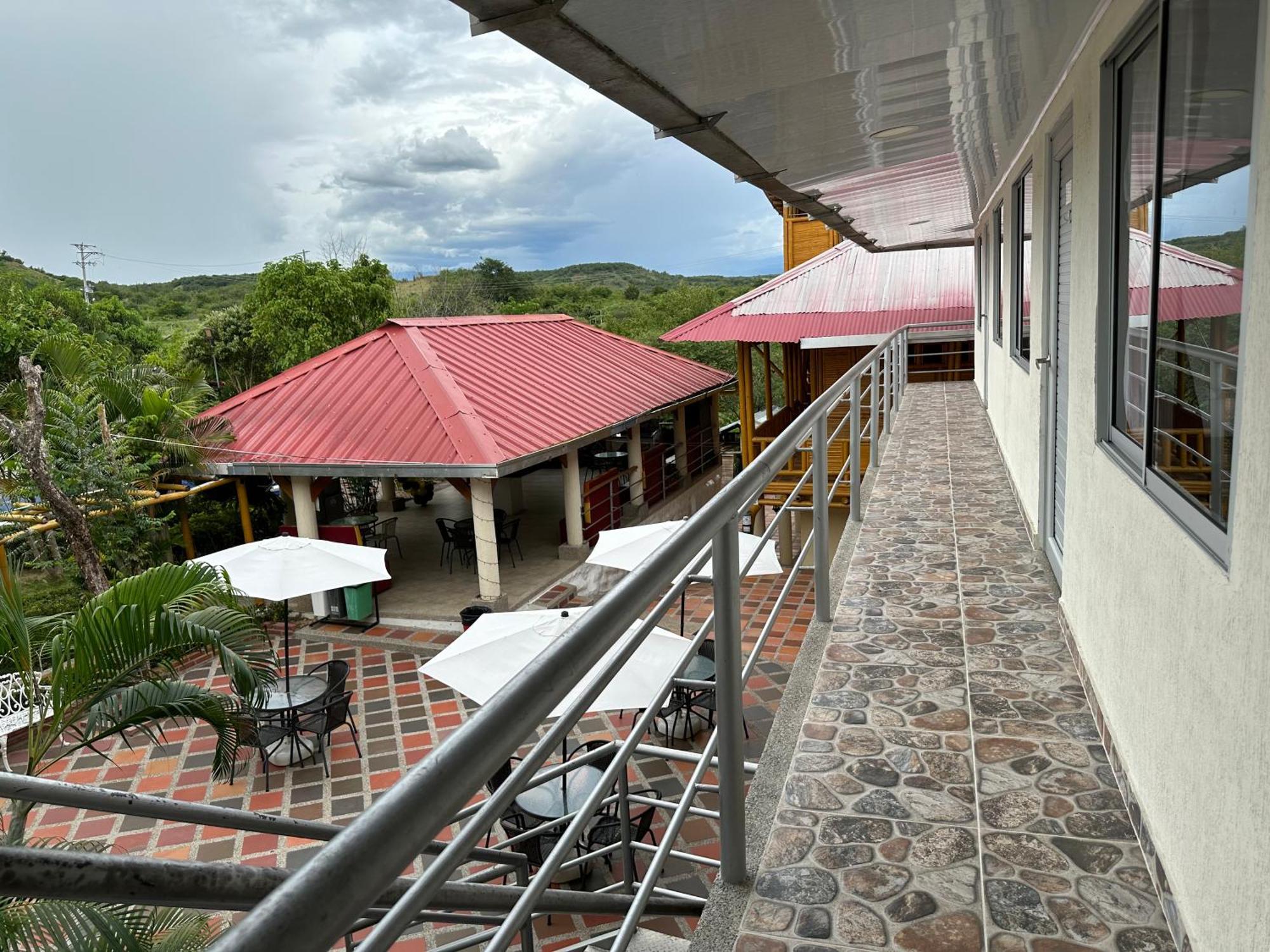 Hv Sueno Real Tatacoa Hotel Villavieja Kültér fotó